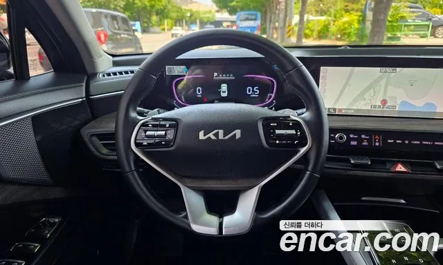 Kia K8 — Фото автомобиля 10