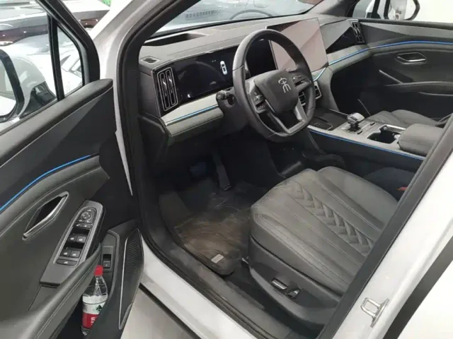 BYD Song L DM-i — Фото автомобиля 15