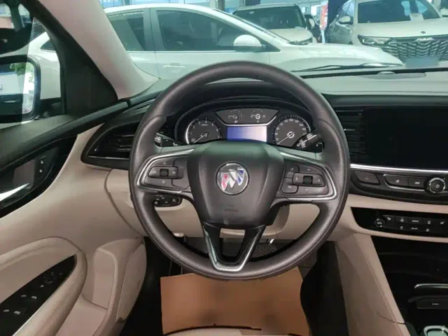 Buick Regal — Фото автомобиля 10