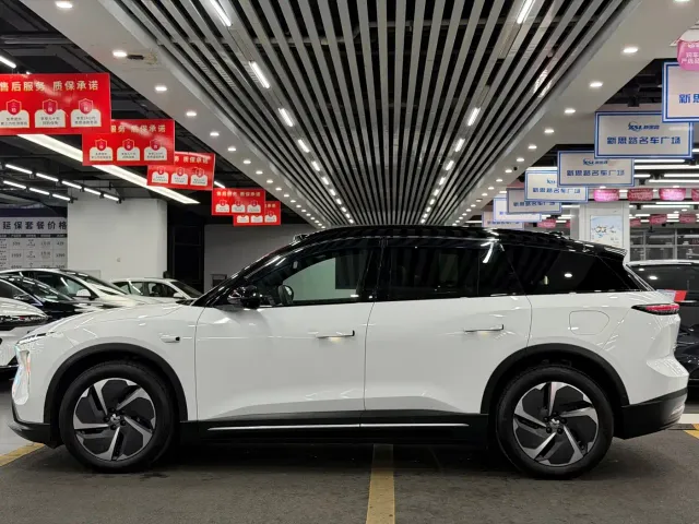 Nio ES6 — Фото автомобиля 7