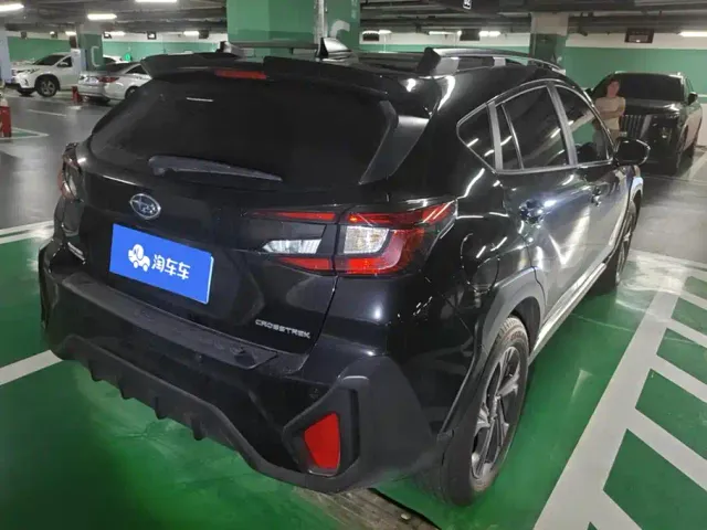 Subaru Crosstrek — Фото автомобиля 3