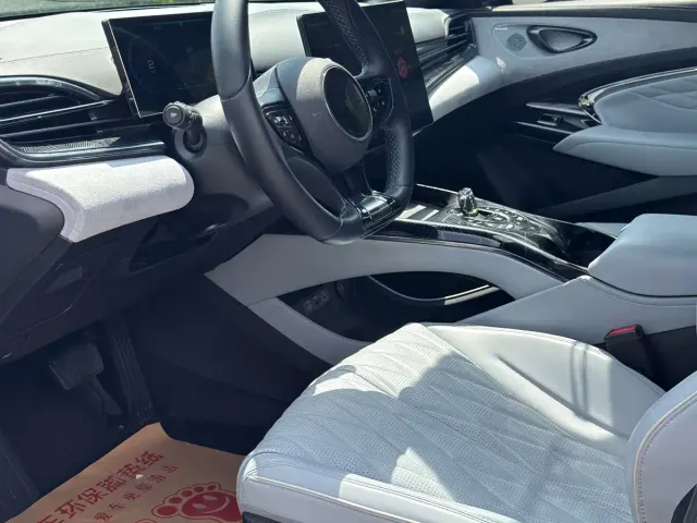 BYD Seal — Фото автомобиля 5