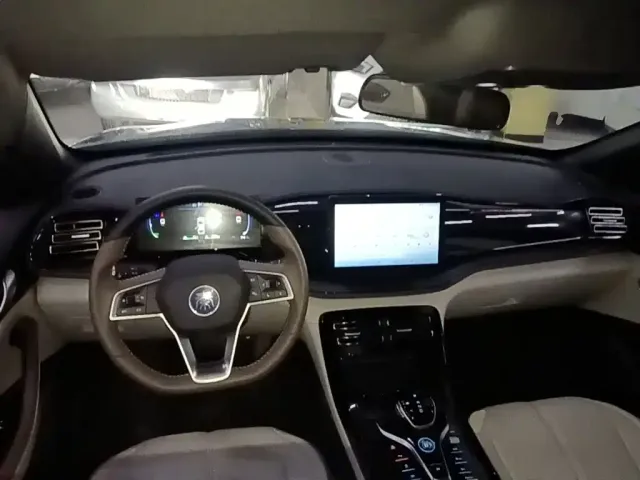 BYD Qin PLUS — Фото автомобиля 9