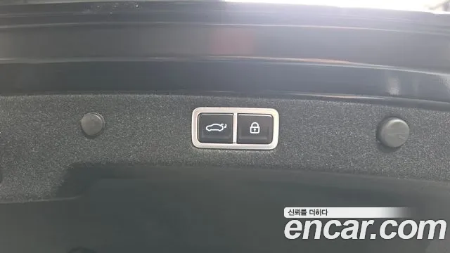 Hyundai Grandeur GN7 — Фото автомобиля 21