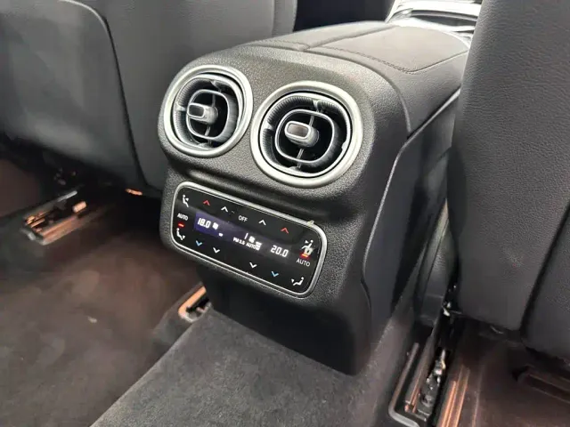 Mercedes-Benz GLC-Class — Фото автомобиля 12