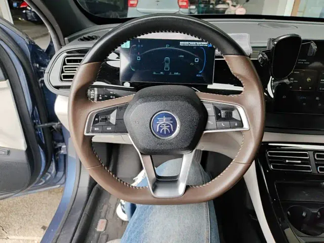 BYD Qin PLUS — Фото автомобиля 10