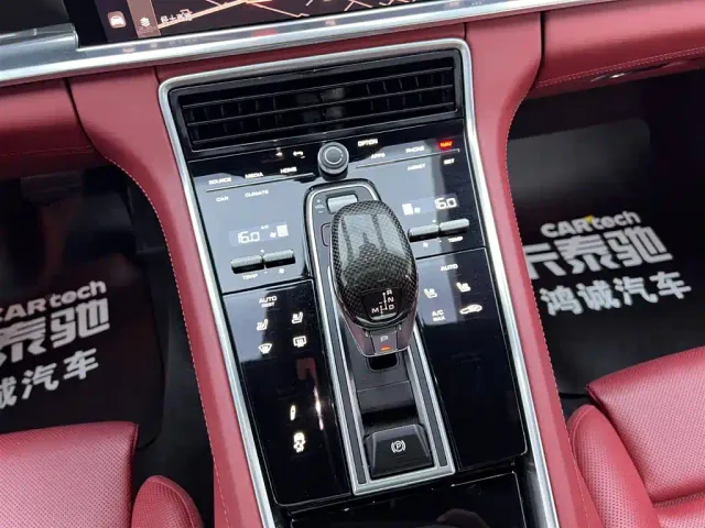 Porsche Panamera — Фото автомобиля 14