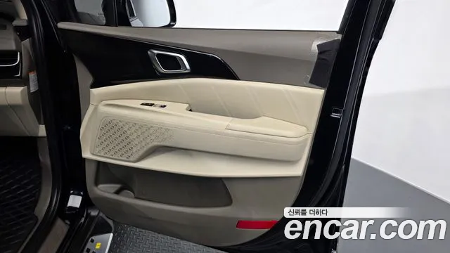 Kia Carnival 4th Gen — Фото автомобиля 13