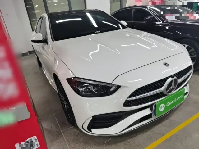 Mercedes-Benz C-Class — Фото автомобиля 3