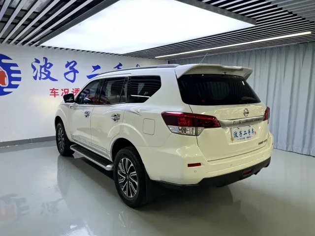 Nissan Terra — Фото автомобиля 20