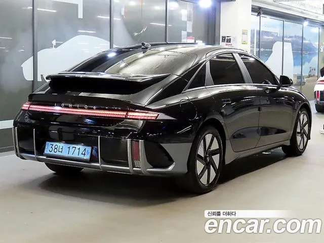 Hyundai Ioniq 6 — Фото автомобиля 4