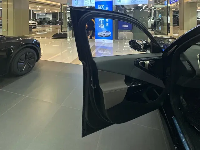 BMW X3 — Фото автомобиля 7