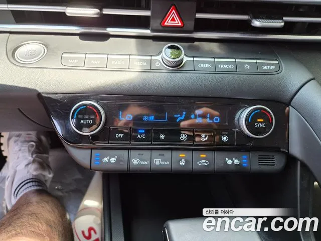Hyundai AVANTE Avante (CN7) — Фото автомобиля 17