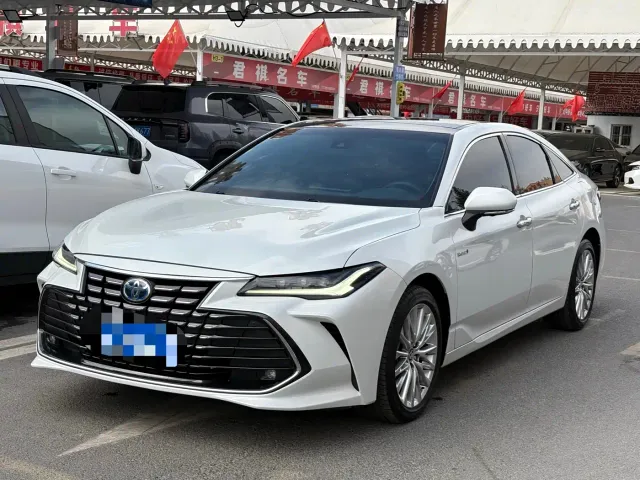 Toyota Avalon — Фото автомобиля 3