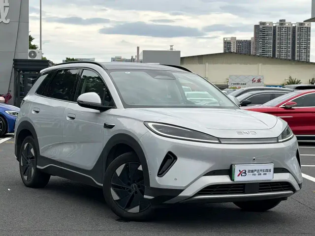 BYD Sealion 05 EV — Фото автомобиля 12