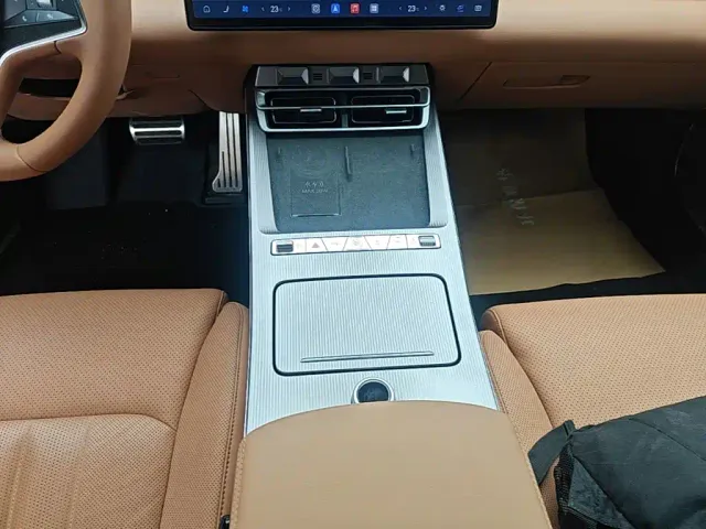BYD Han L — Фото автомобиля 13