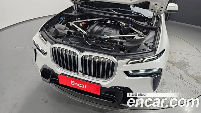 BMW X7 — Фото автомобиля 6