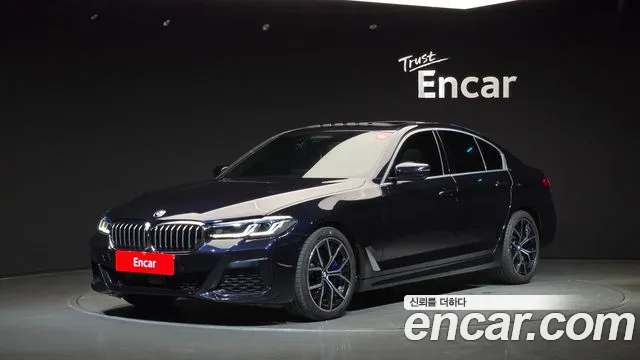 Фотография автомобиля — BMW 5 Series G30