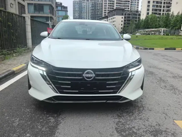 Nissan Sylphy — Фото автомобиля 2