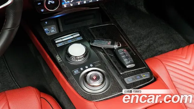 Genesis G80 Бензин 2.5 турбо AWD — Фото автомобиля 9