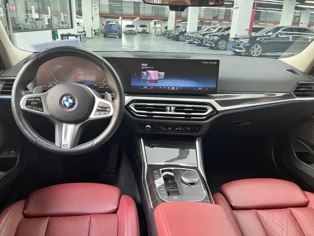 BMW 3 Series — Фото автомобиля 11