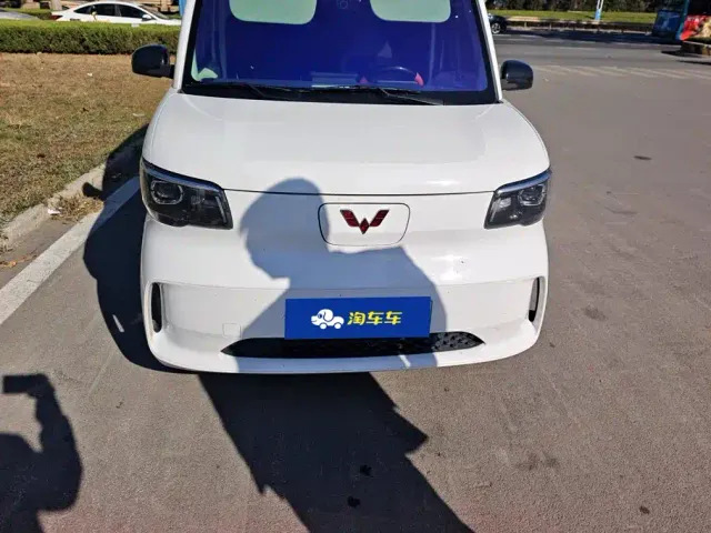 Wuling Zhiguang NEV — Фото автомобиля 2
