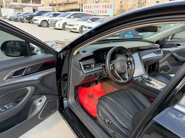 Hongqi H5 — Фото автомобиля 7