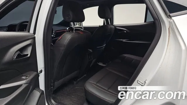 ChevroletGMDaewoo Trax Trax Кроссовер — Фото автомобиля 24