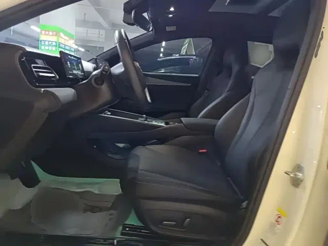 BYD Seal 06 — Фото автомобиля 13