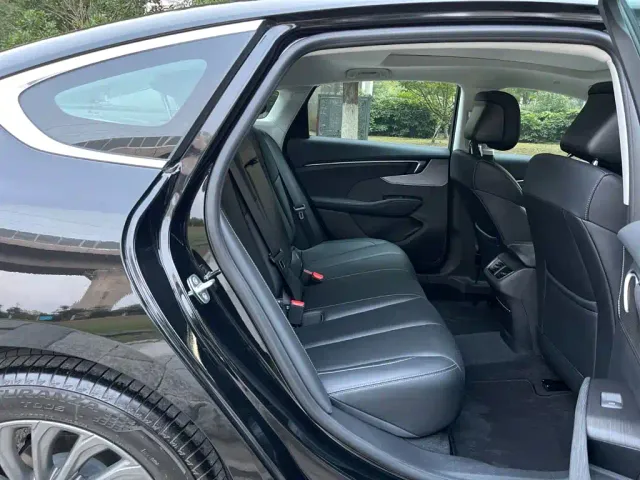 Buick LaCrosse — Фото автомобиля 15