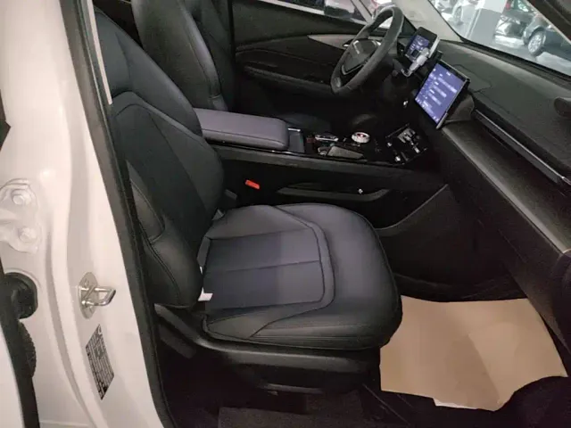 Wuling Starlight — Фото автомобиля 24
