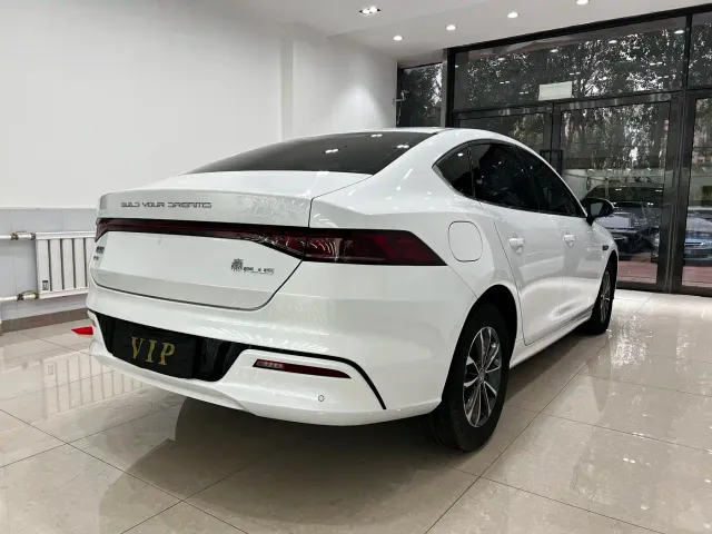BYD Qin PLUS — Фото автомобиля 23