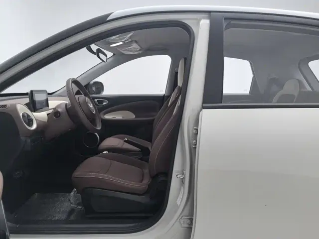 Wuling Bingo — Фото автомобиля 10
