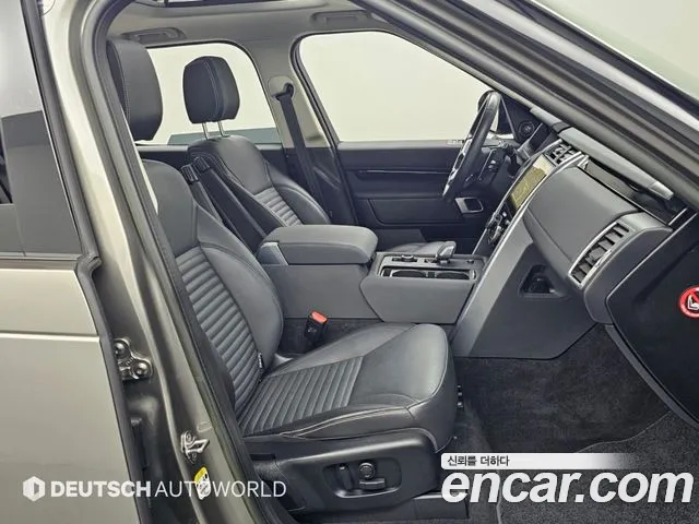 Land Rover Discovery — Фото автомобиля 10