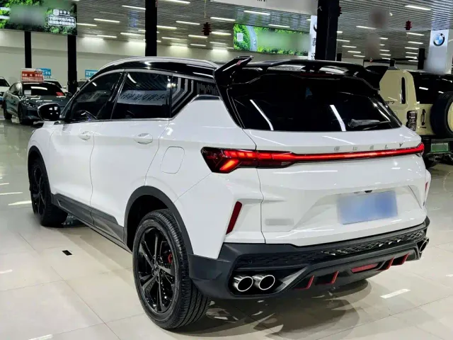 Geely Binyue — Фото автомобиля 9