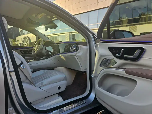 Mercedes-Benz EQS SUV — Фото автомобиля 7