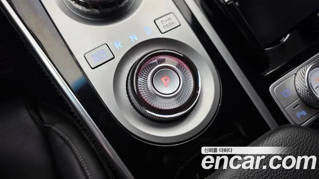 Genesis GV80 — Фото автомобиля 9