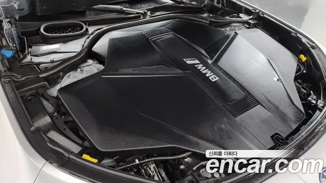 BMW i7 G70 — Фото автомобиля 9