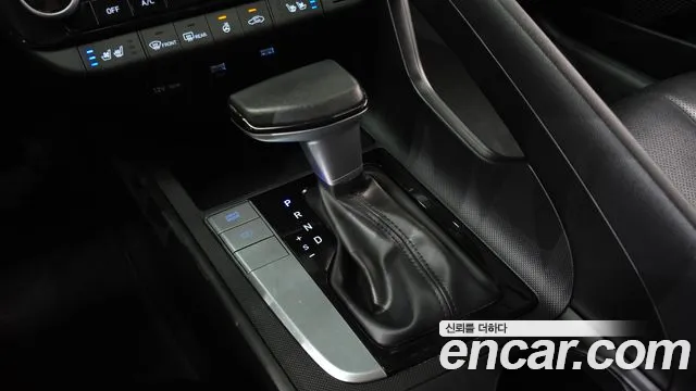 Hyundai Avante CN7 — Фото автомобиля 9