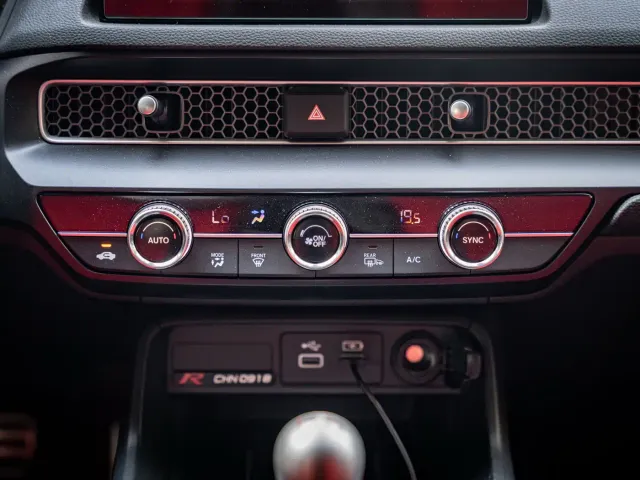 Honda Civic — Фото автомобиля 14