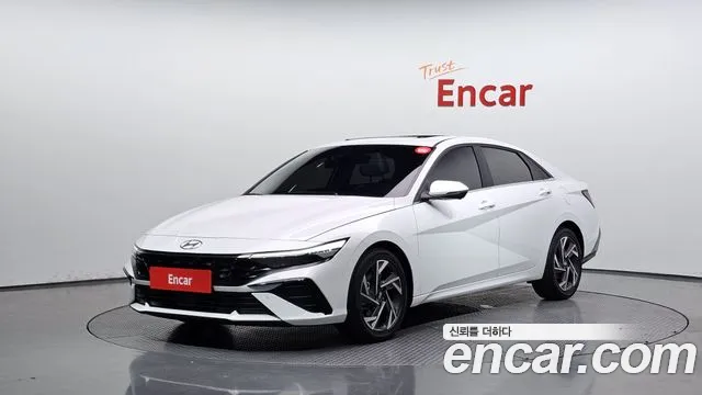 Фотография автомобиля — Hyundai Avante CN7
