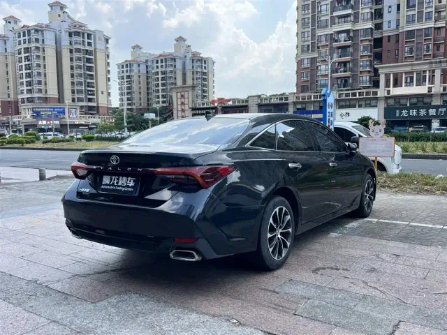 Toyota Avalon — Фото автомобиля 9