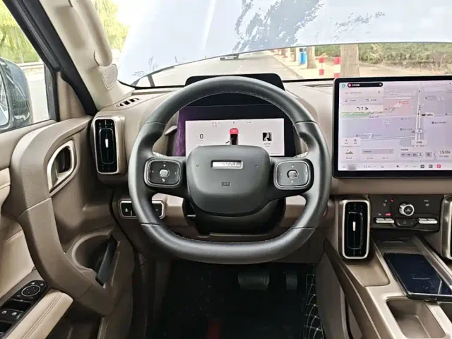 Haval Big Dog — Фото автомобиля 10