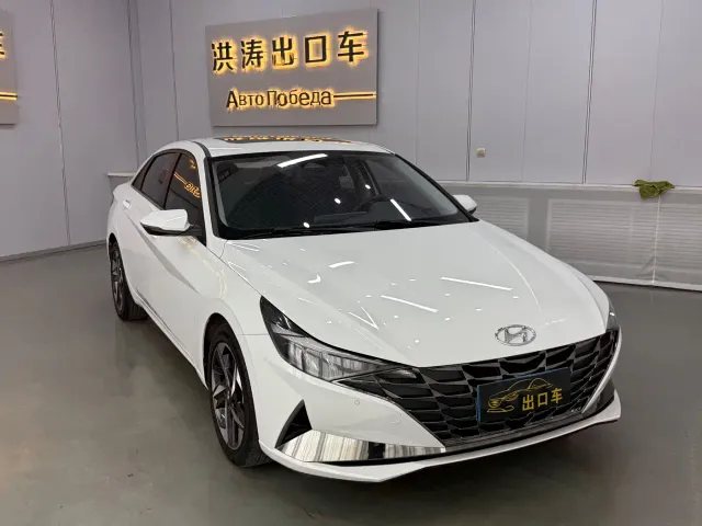 Hyundai Elantra — Фото автомобиля 2