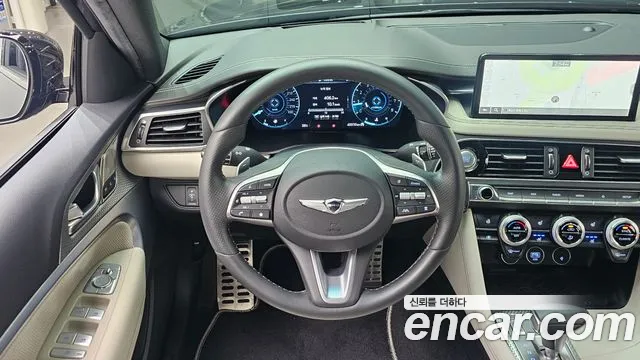 Genesis G70 — Фото автомобиля 12