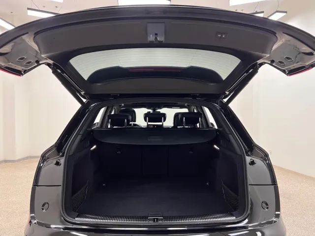 Audi Q5L — Фото автомобиля 15