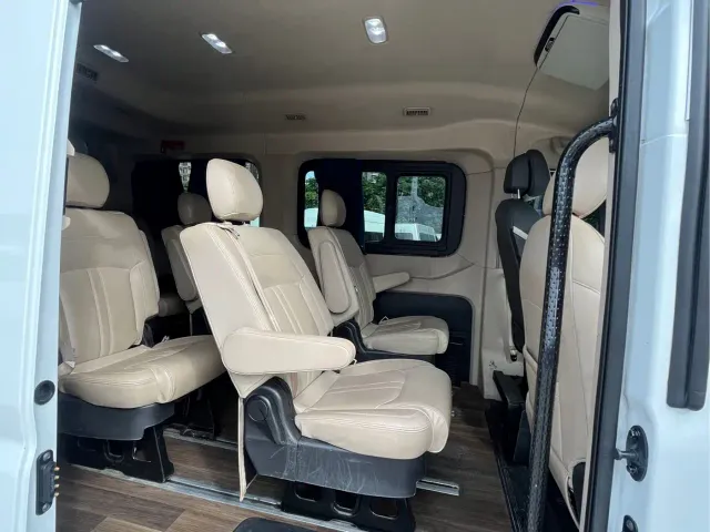 Maxus Xintu V90 — Фото автомобиля 10