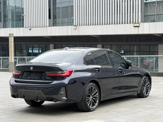 BMW 3 Series — Фото автомобиля 15