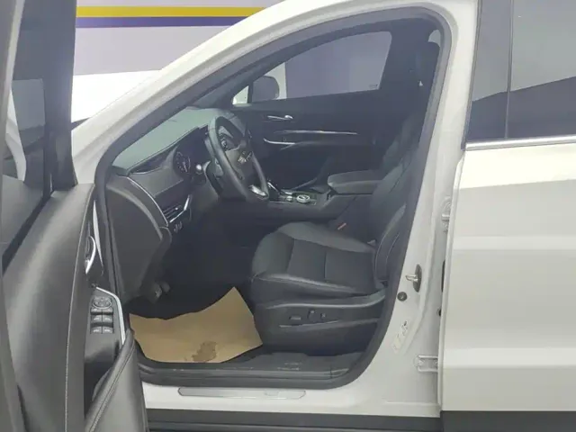 Cadillac XT4 — Фото автомобиля 9