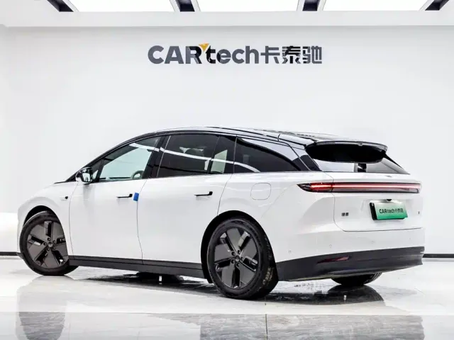 Li Auto i6 — Фото автомобиля 4